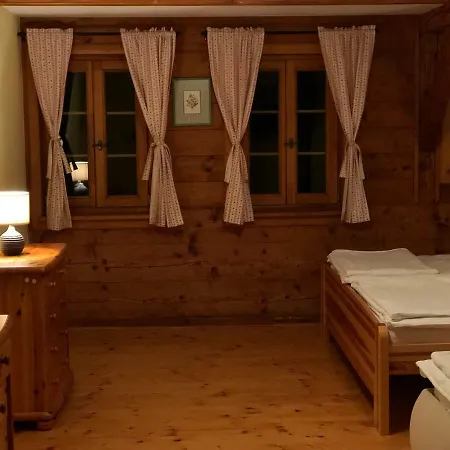 Luzicke Hory Dağ evi Dolni Svetla